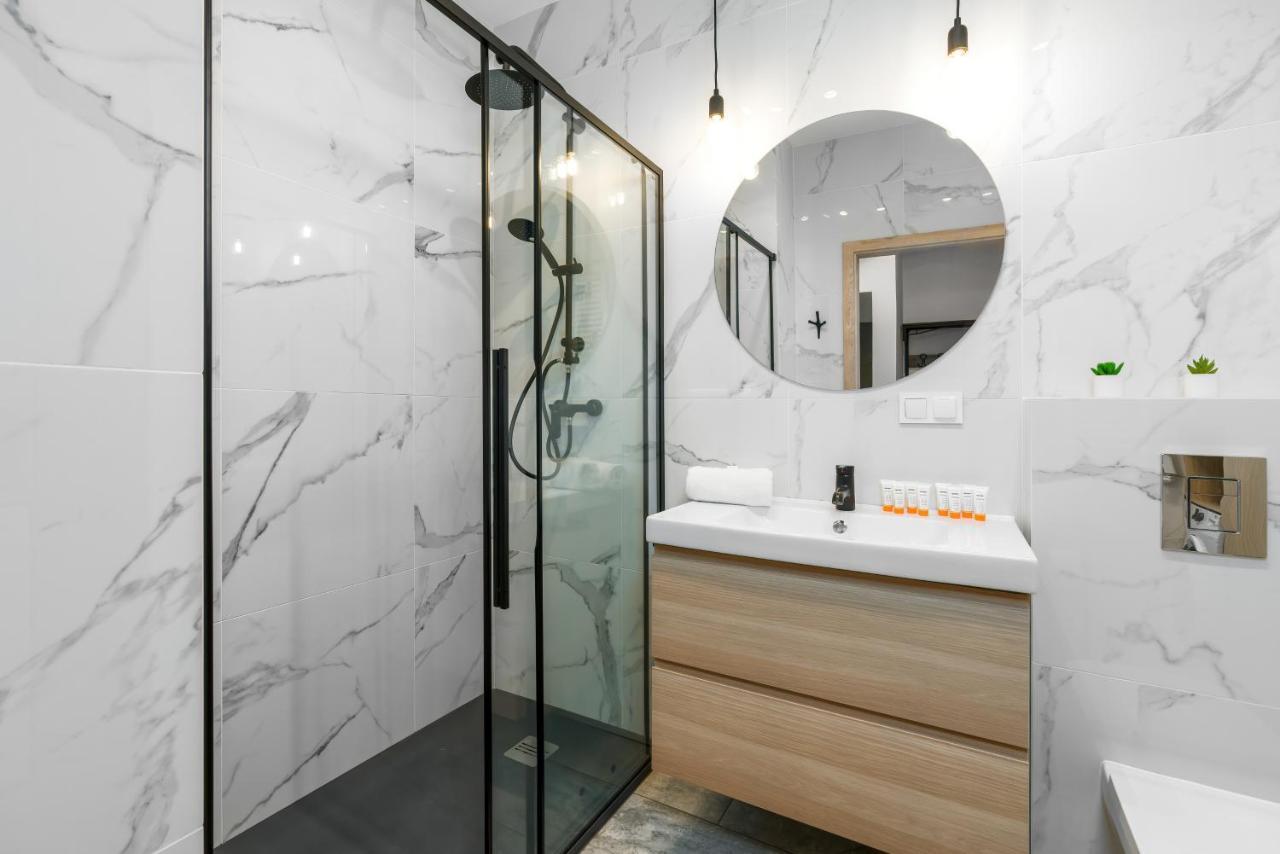 Premium Apartments Poznan Airport By Noclegi Renters Eksteriør bilde