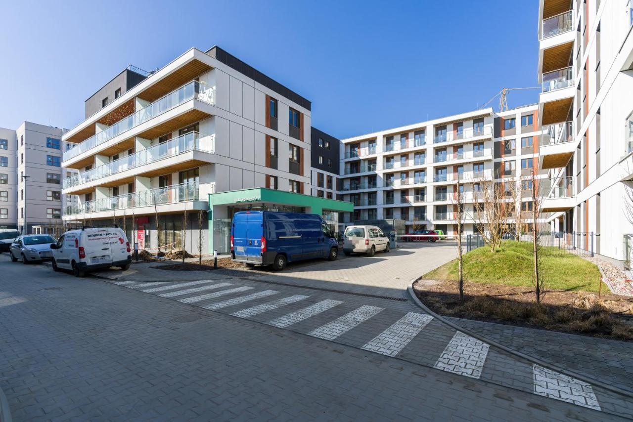 Premium Apartments Poznan Airport By Noclegi Renters Eksteriør bilde