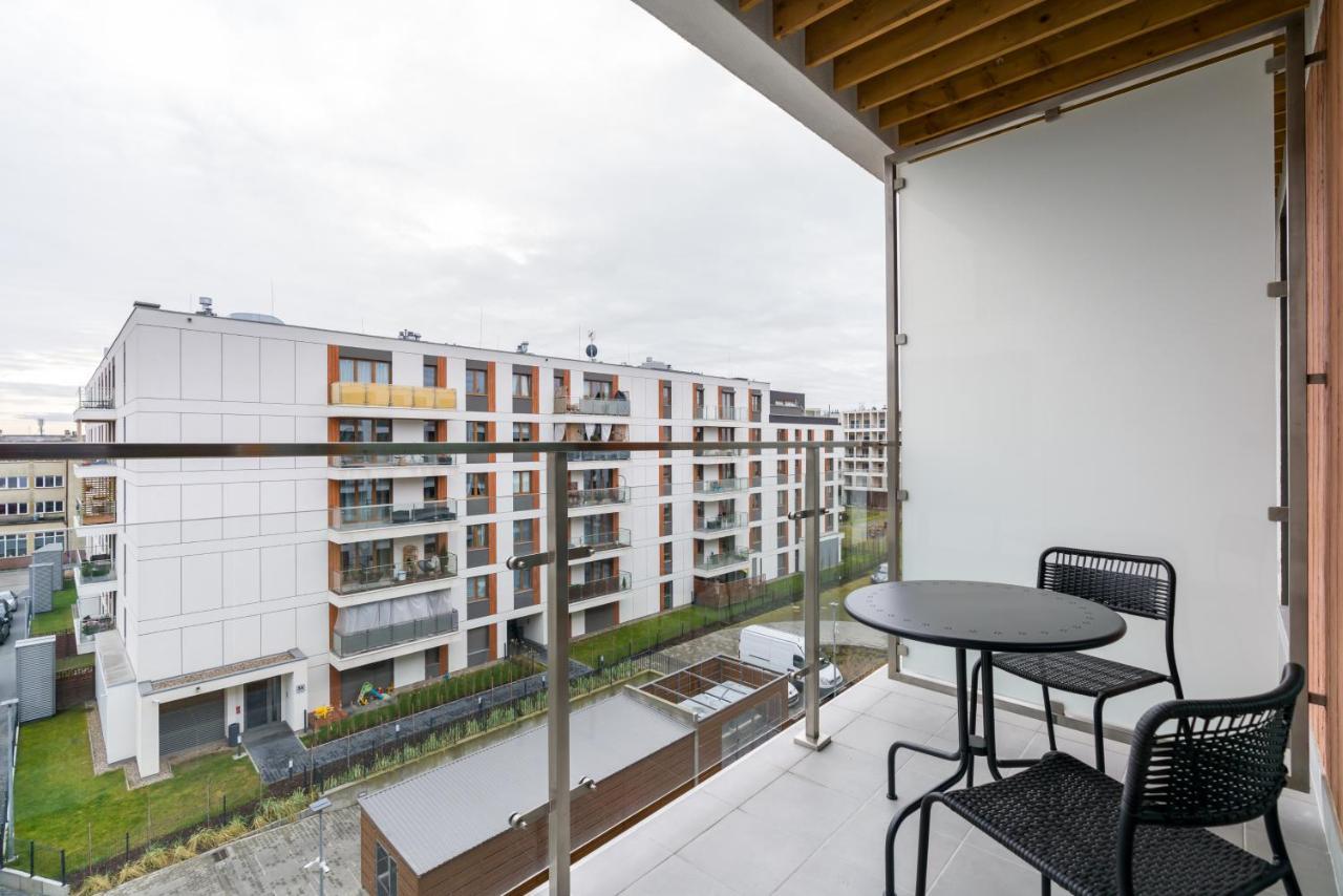 Premium Apartments Poznan Airport By Noclegi Renters Eksteriør bilde